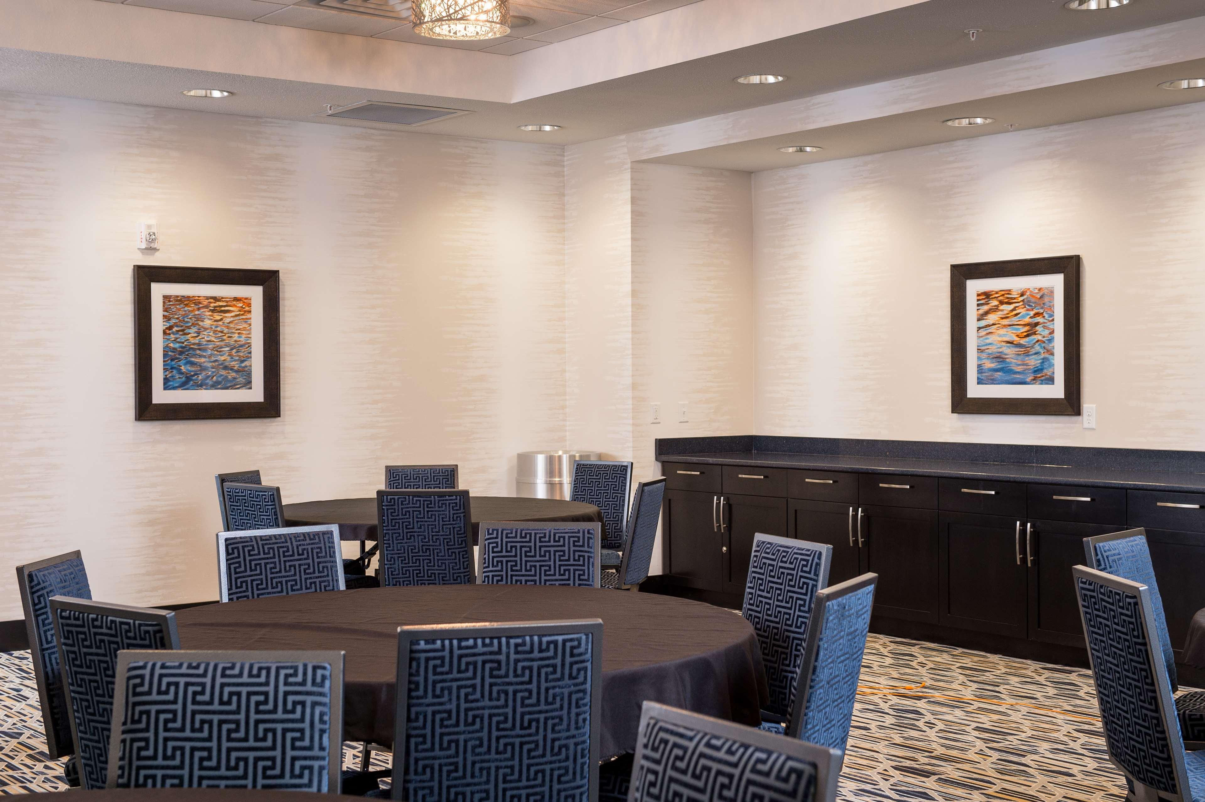 Hampton Inn And Suites La Crosse Downtown Екстериор снимка