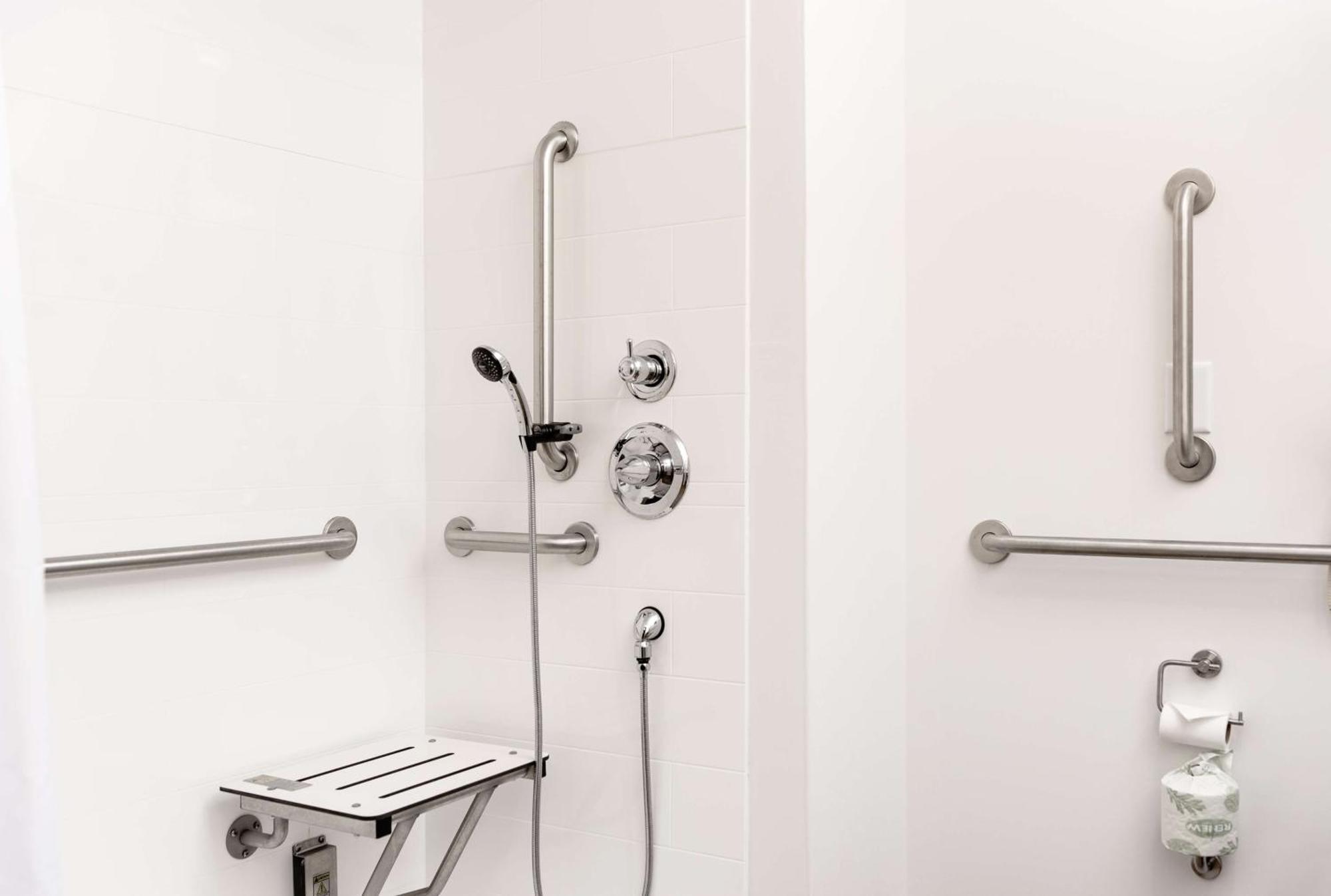 Hampton Inn And Suites La Crosse Downtown Екстериор снимка