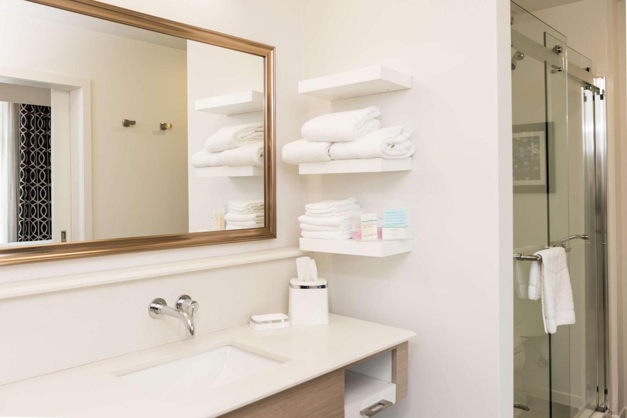Hampton Inn And Suites La Crosse Downtown Екстериор снимка