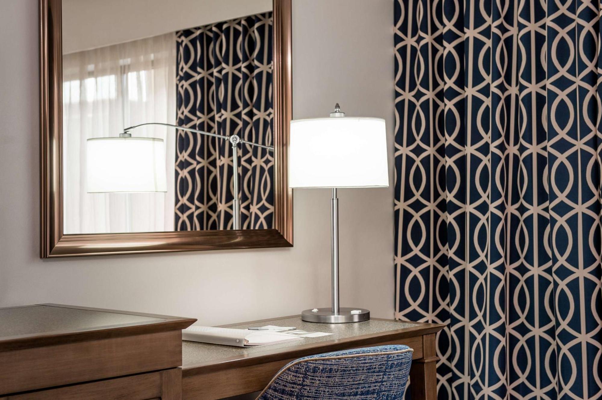 Hampton Inn And Suites La Crosse Downtown Екстериор снимка