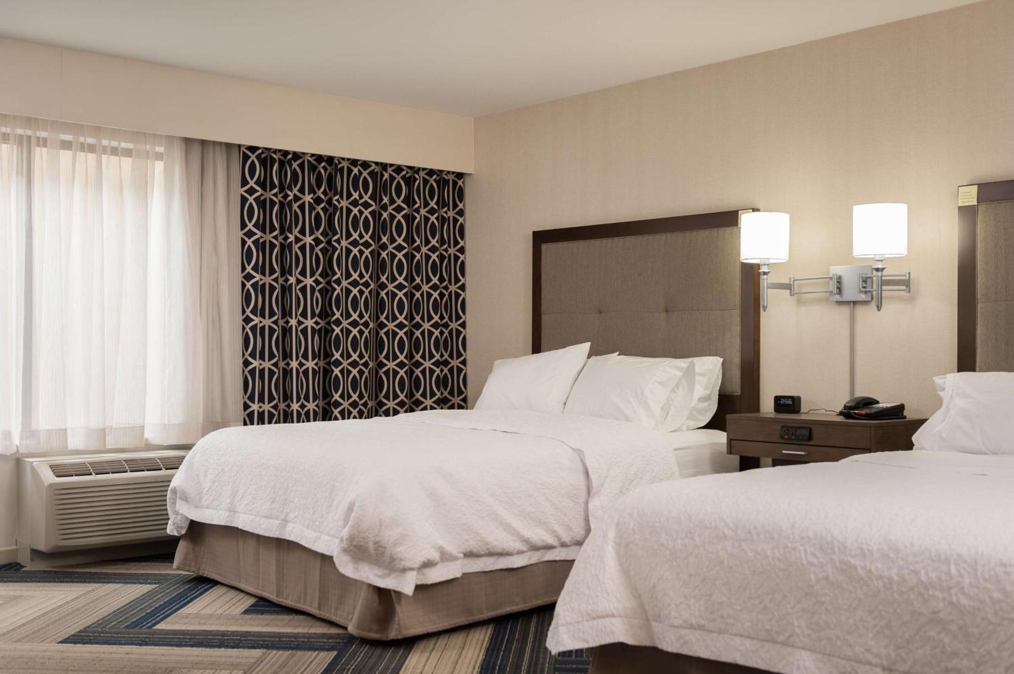 Hampton Inn And Suites La Crosse Downtown Екстериор снимка