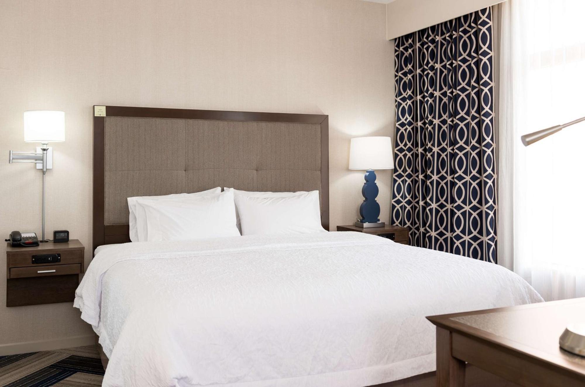 Hampton Inn And Suites La Crosse Downtown Екстериор снимка